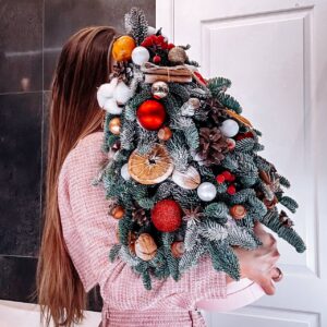 Интерьерная ёлочка из нобилиса