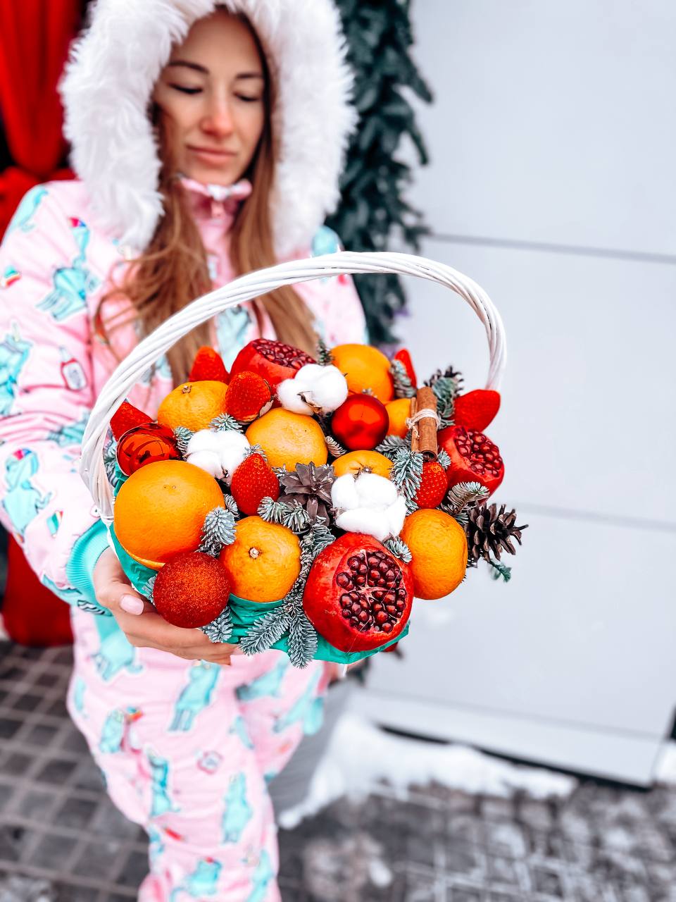 Корзина с мандаринами